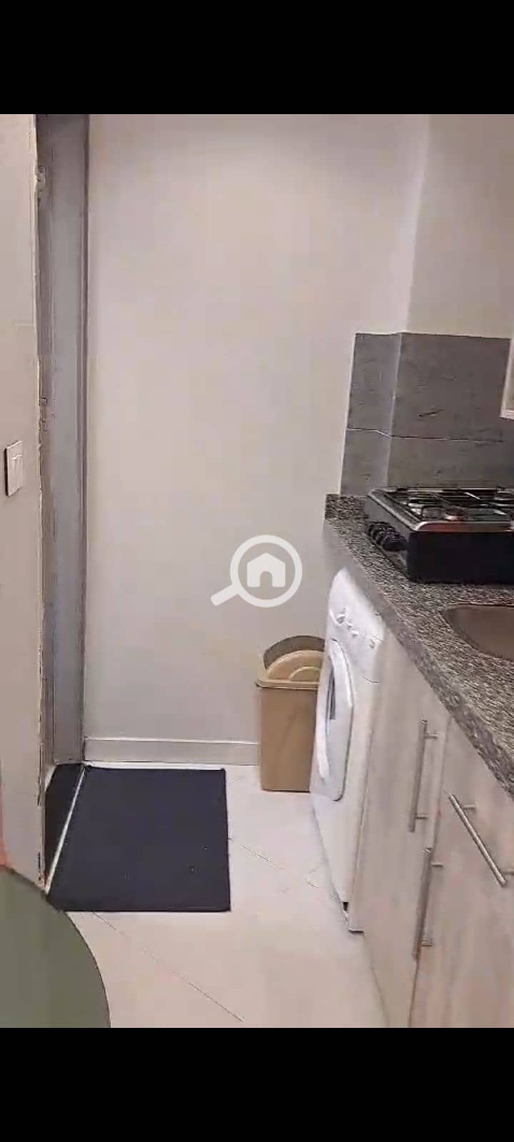 8 1000084244. jpg