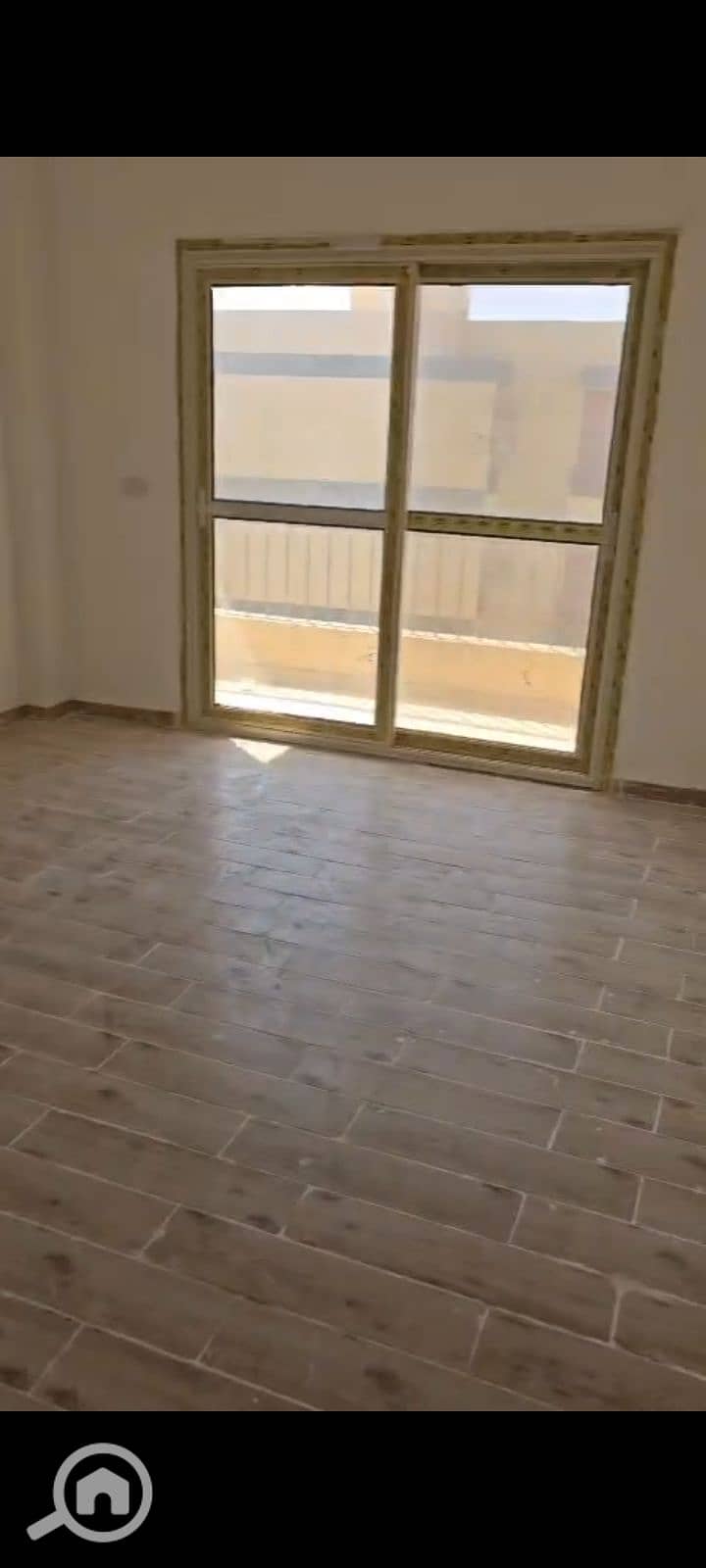 8 1000084208. jpg