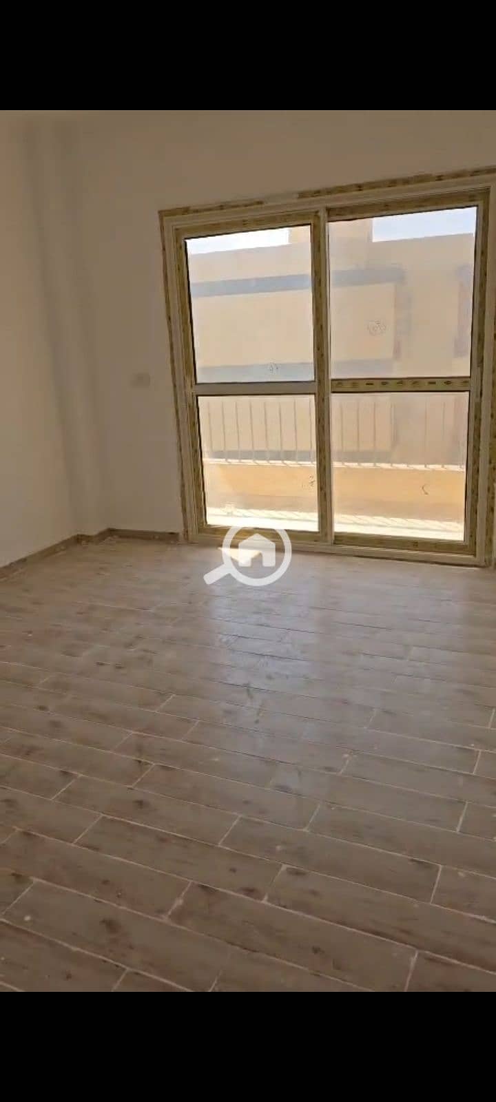 9 1000084211. jpg