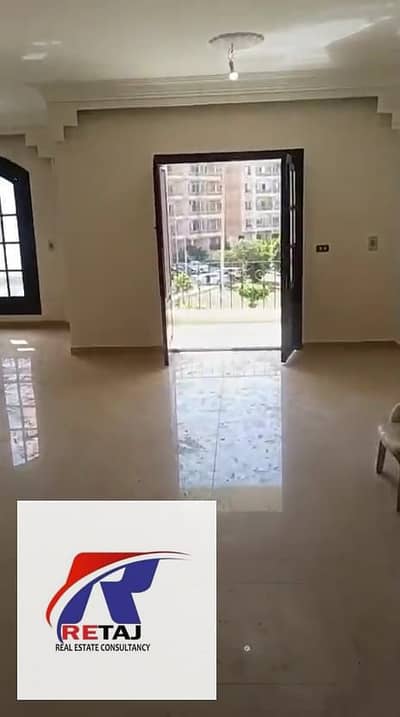 3 Bedroom Flat for Rent in New Cairo, Cairo - Apartment for rent in a prime location in Al Narges Buildings, directly opposite Al Mustafa Mosque, with a large garden view in New Cairo (Fifth Settl