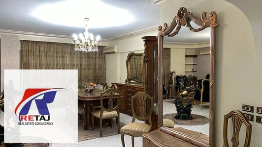 شقة 4 غرف نوم للبيع في مدينة نصر، القاهرة - شقة للبيع بالمنطقة الأولى بالقرب من عباس العقاد – مدينة نصر | 250 م