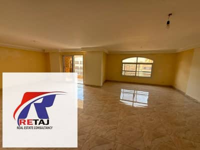 4 Bedroom Apartment for Sale in Nasr City, Cairo - Distinguished apartment for sale in Nasr City – 6th District – Mohamed El Nady Street, between Makram, Abbas, and Hassan El Maamoun Streets