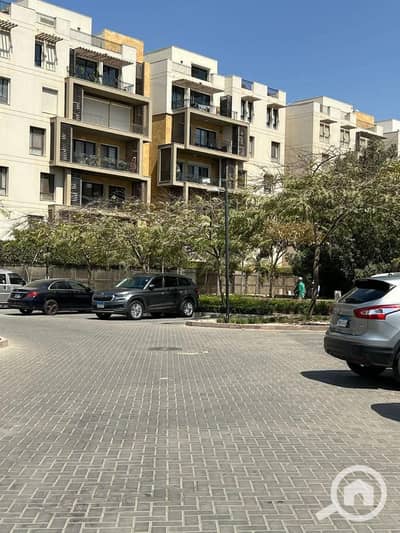 3 Bedroom Duplex for Sale in New Cairo, Cairo - 19dbedff-6536-413f-813a-e5a508449b75. jpg