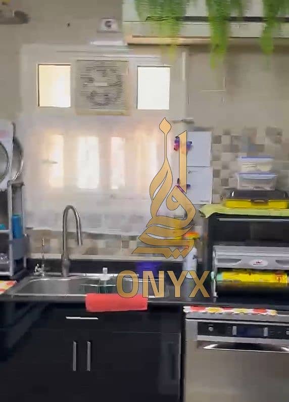 10 3. PNG