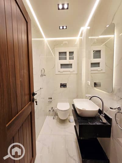 3 Bedroom Flat for Sale in Madinaty, Cairo - 1. jpg