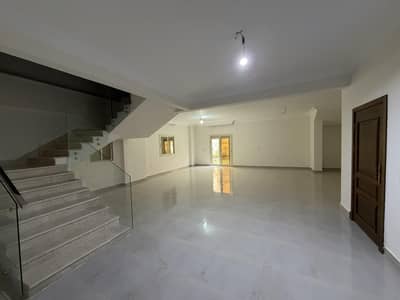 3 Bedroom Duplex for Rent in New Cairo, Cairo - دوبلكس جديد بالكامل 415 متر مربع للإيجار في فيلات القرنفل التجمع الاول