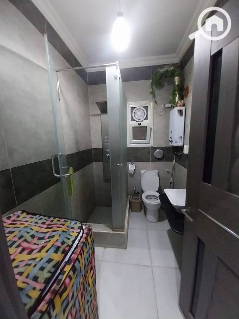 3 46610. jpg