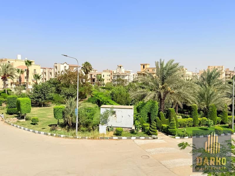 7 8952. jpg