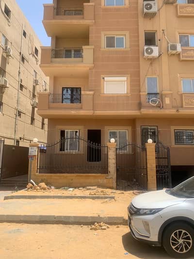 2 Bedroom Apartment for Sale in Shorouk City, Cairo - شقه ارضي مدخل خاص 2 Bedroom Apartment for Sale in Shorouk City, Cairo - شقه ارضي مدخل خاص