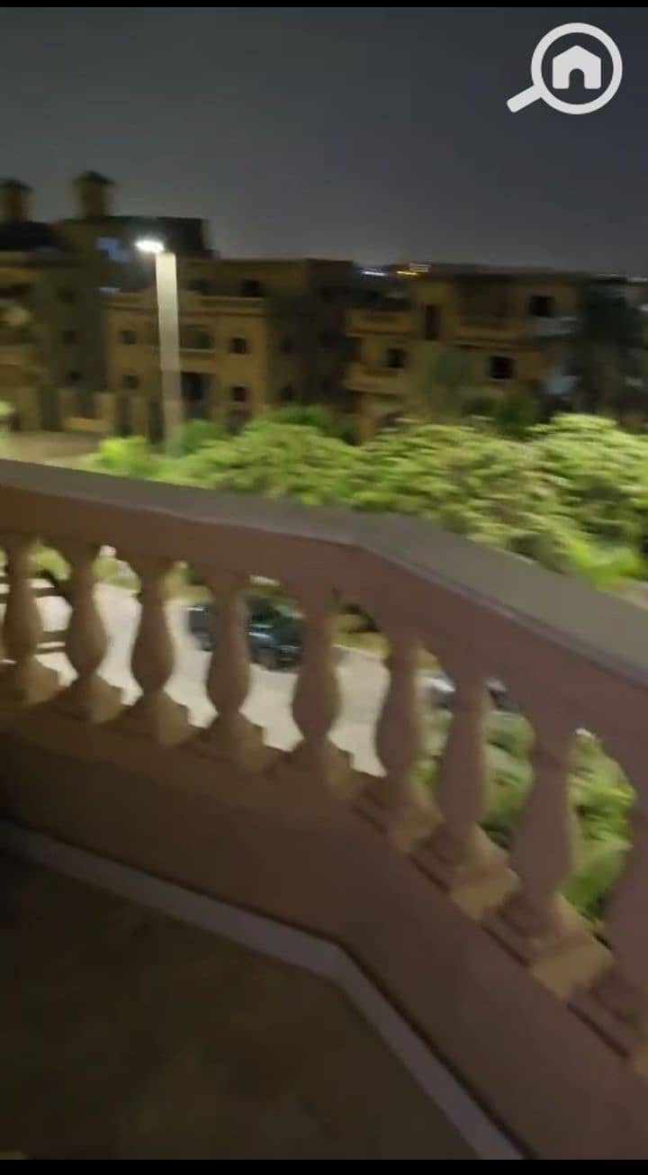 9 1000175422. jpg