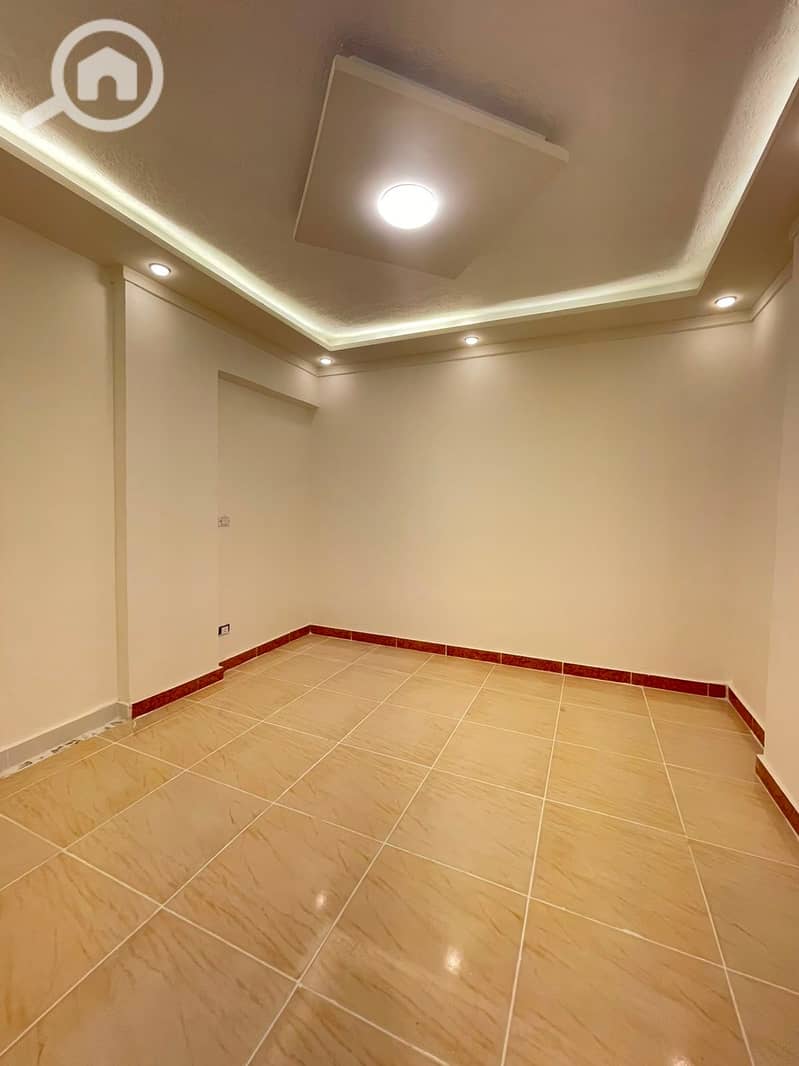 9 0223d531-9a80-4aad-8bed-3fb34ea014b0. jpg