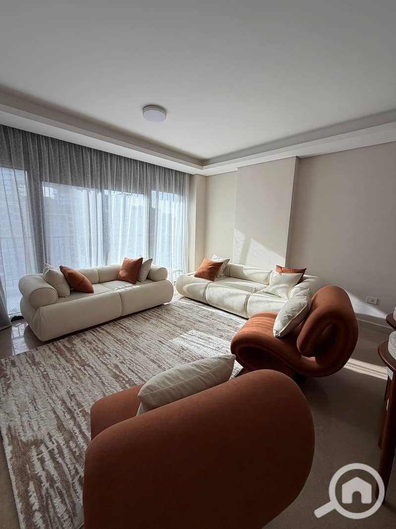 13 cb176d7d-7daa-46bd-aa48-682c94df0209. jpg