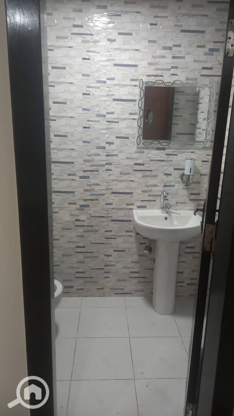 4 104302. jpg