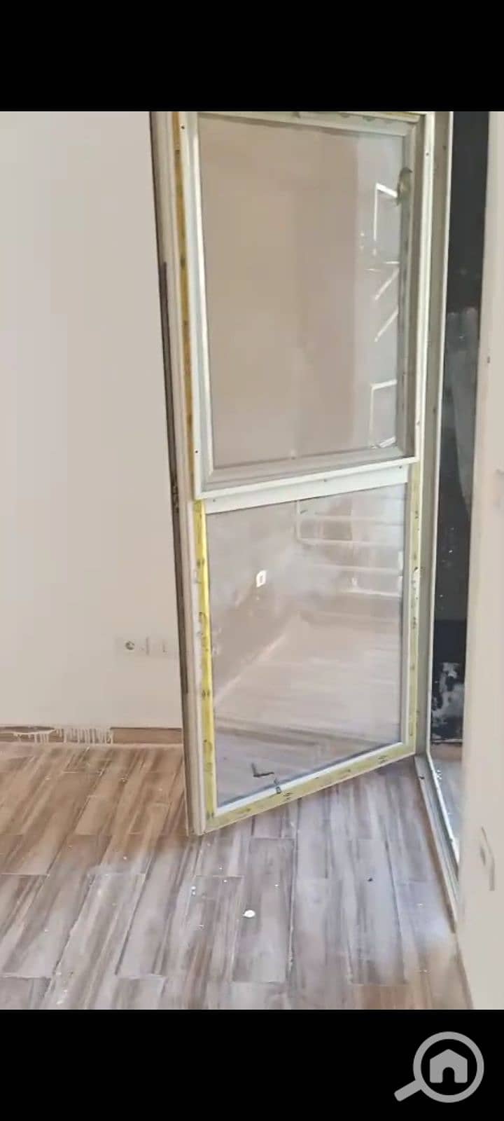 8 1000084807. jpg