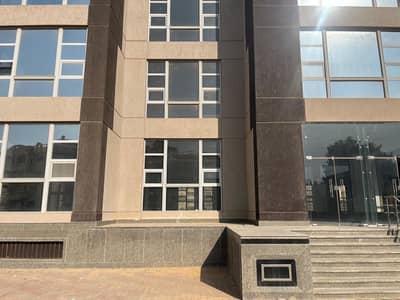 Retail for Rent in 6th of October, Giza - محل للايجار دور ارضي علي محور جمال عبدالناصر ٦ اكتوبر