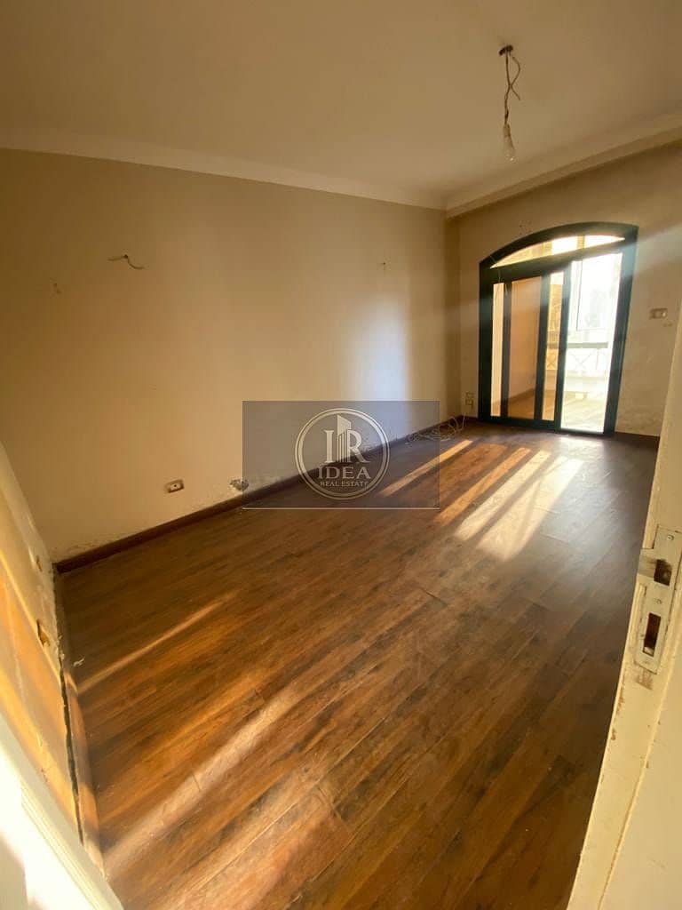 8 1000502962. jpg
