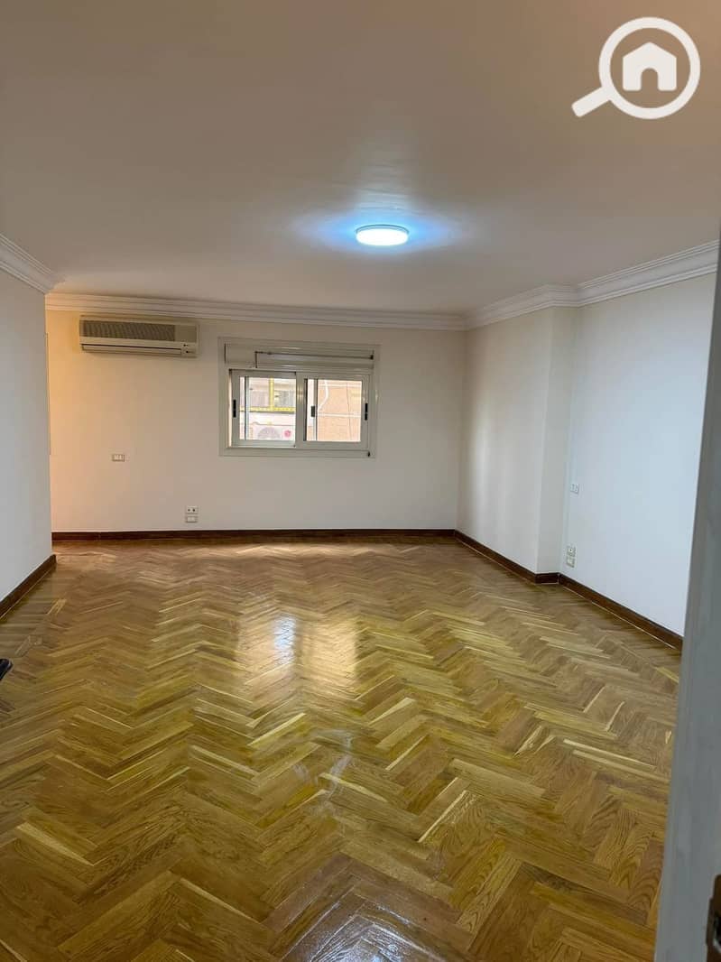 10 1000515728. jpg
