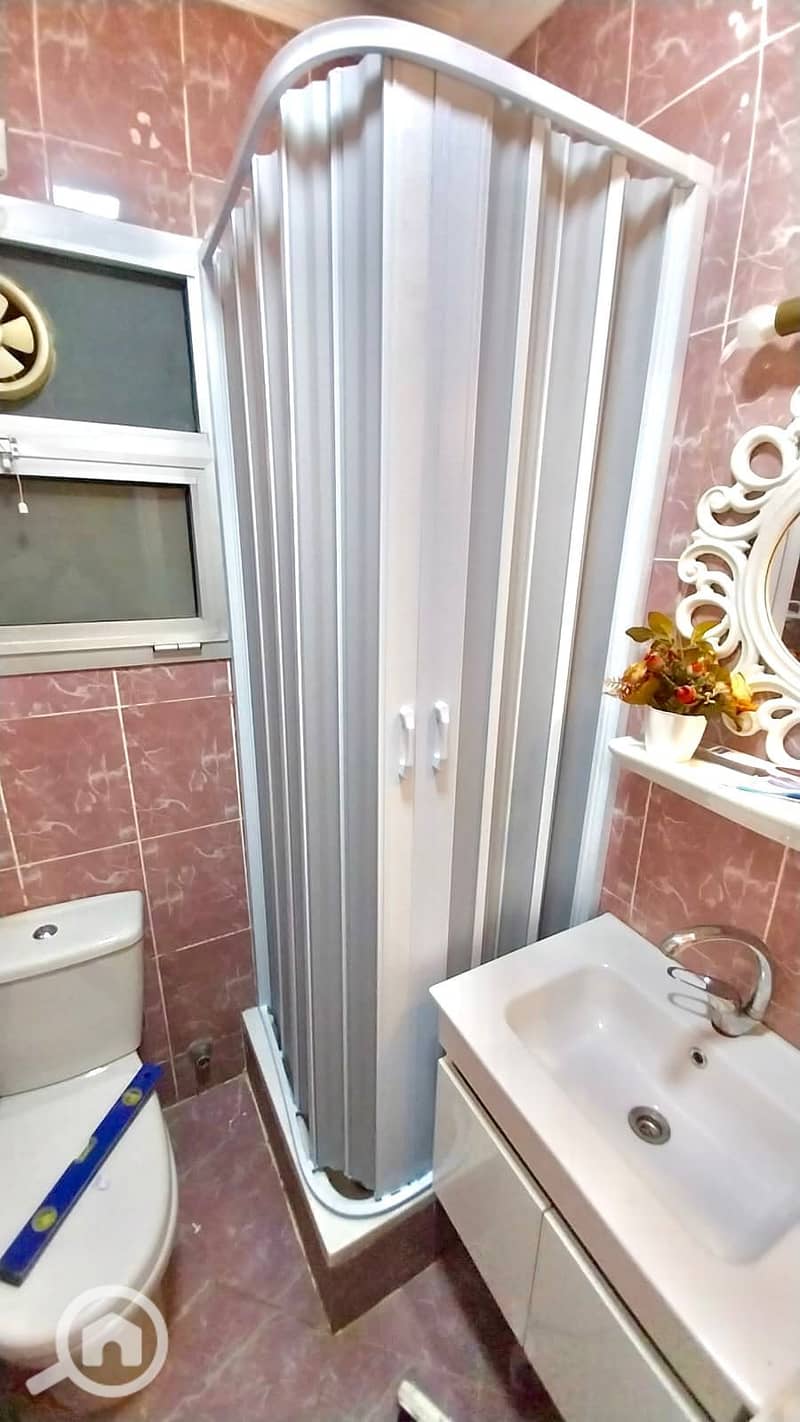 12 units-98151787922911. jpg