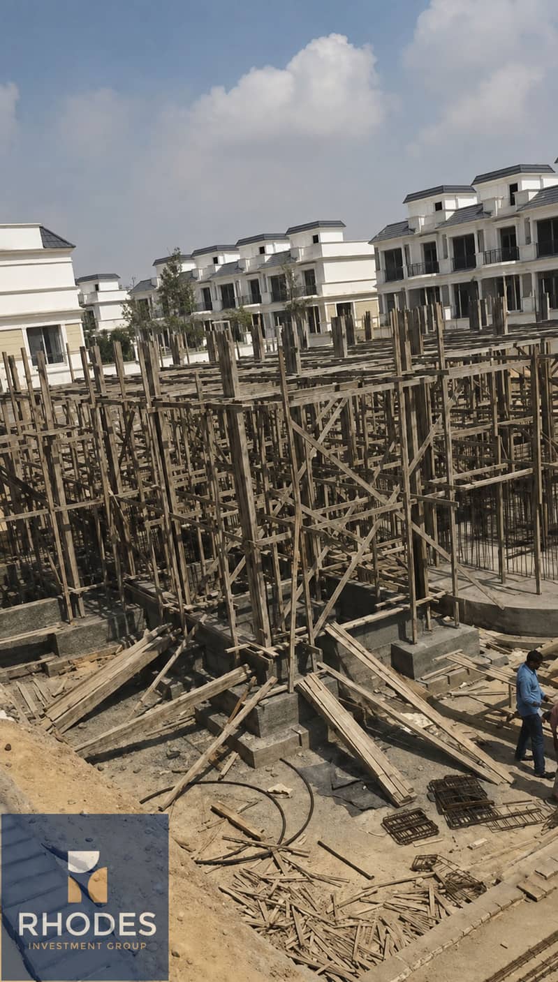 6 construction_site_luxury_natural_16K. png