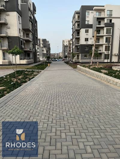 2 Bedroom Apartment for Sale in Sheikh Zayed, Giza - 742436870_122214794528367529_1240664596554222316_n. jpg