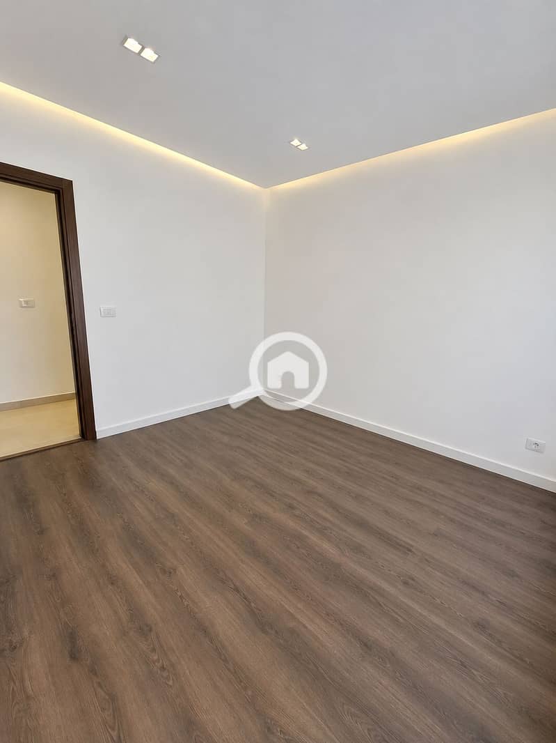 9 ChatGPT Image 10 أغسطس 2026، 03_50_54 م. png