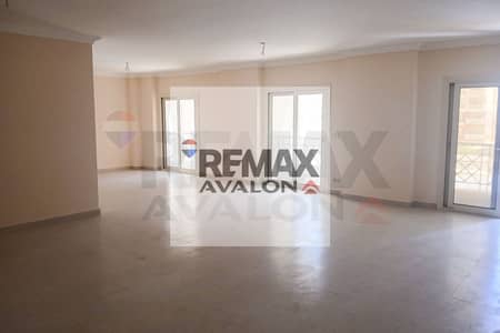 3 Bedroom Flat for Sale in Moharam Bik, Alexandria - 1. jpg