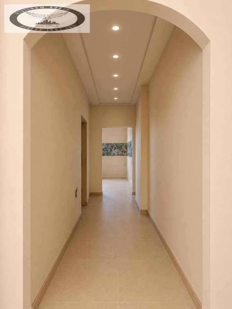 14 fec222c8-dd91-4bdb-8e29-e02066ae6230. jpg