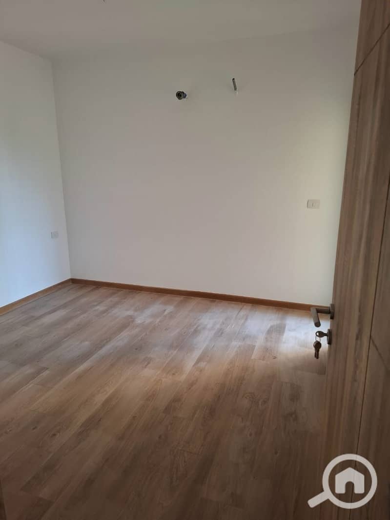 3 207464. jpg