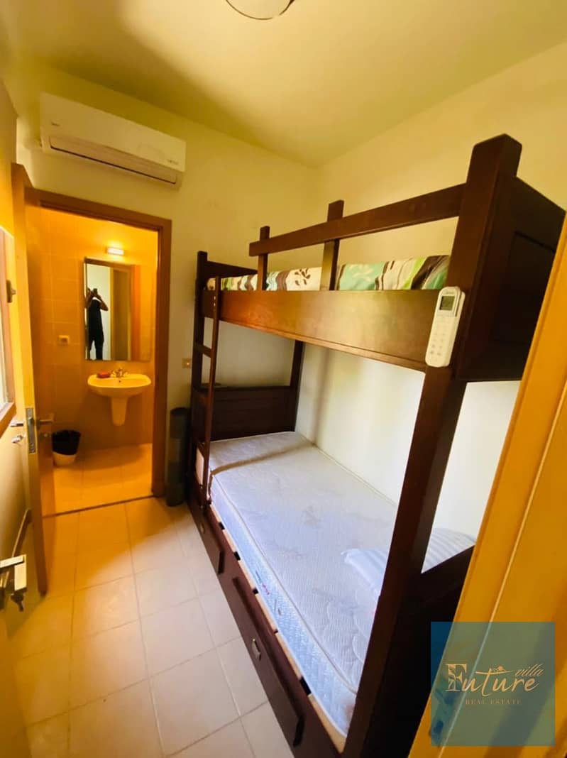 25 bd88d107-cfa5-40bf-83ab-f47f9aa20b15. jpg