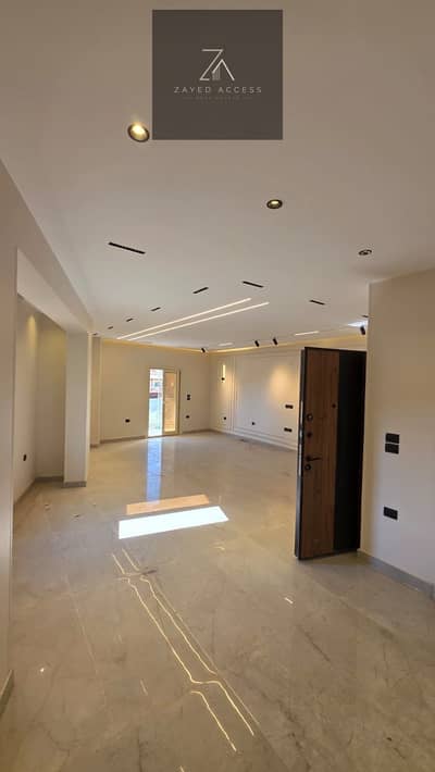 3 Bedroom Flat for Sale in Sheikh Zayed, Giza - 1. jpeg