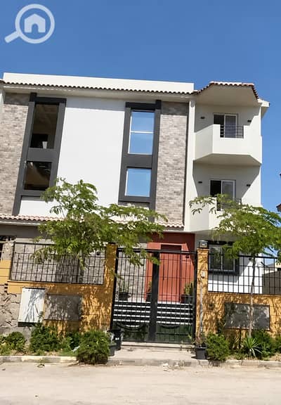 10+ Beds Villa for Sale in 6th of October, Giza - 1000650471. png