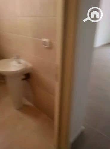 4 Videoframe_20260830_044517_com. huawei. himovie. overseas. jpg