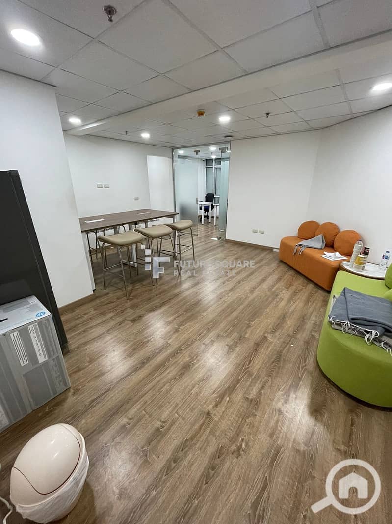 5 Image07. jpg