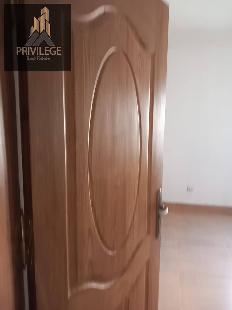 11 1001081086. jpg
