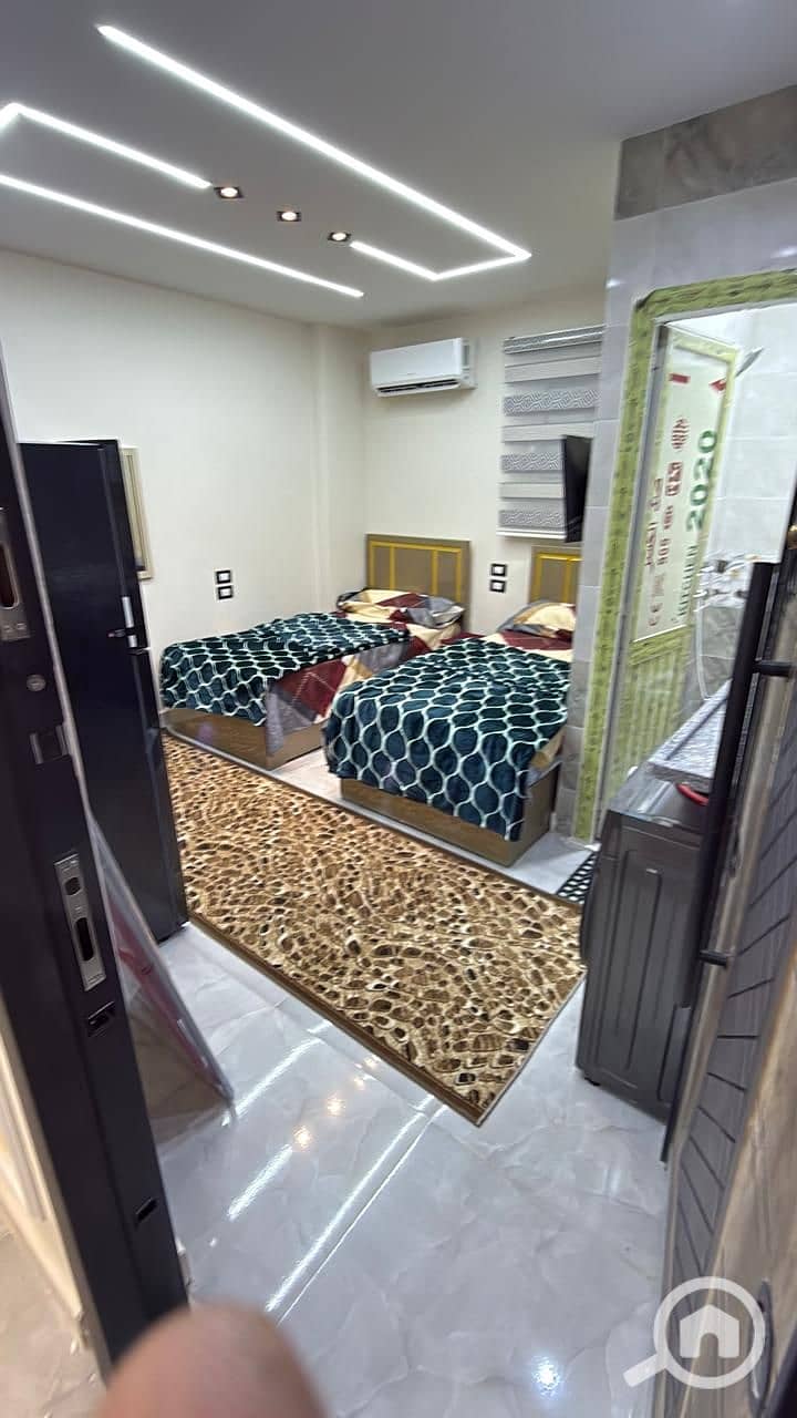 4 5182. jpg