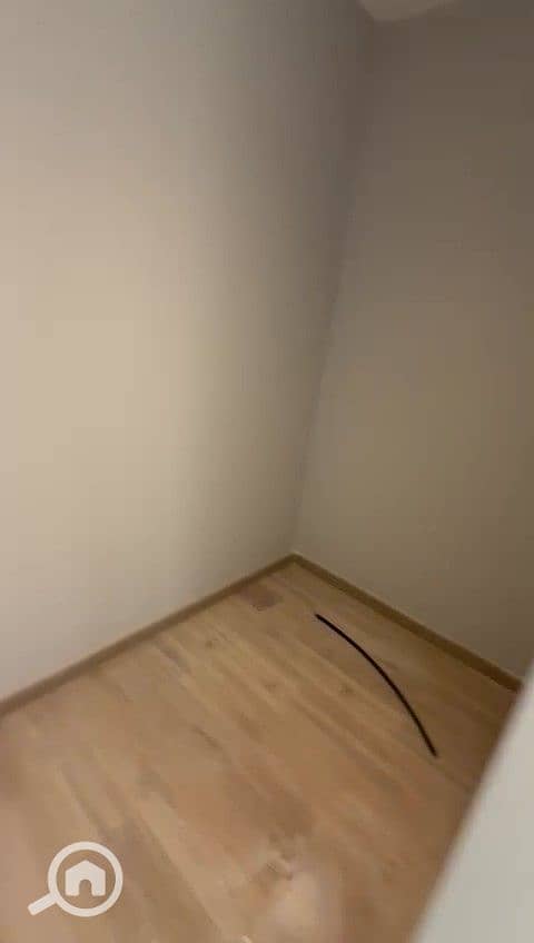7 10. jpg
