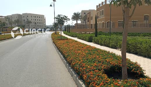 4 Bedroom Townhouse for Rent in New Cairo, Cairo - Image05. jpg