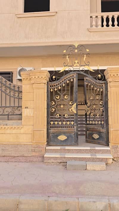 4 Bedroom Duplex for Sale in Shorouk City, Cairo - دوبلكس للبيع في الشروق
