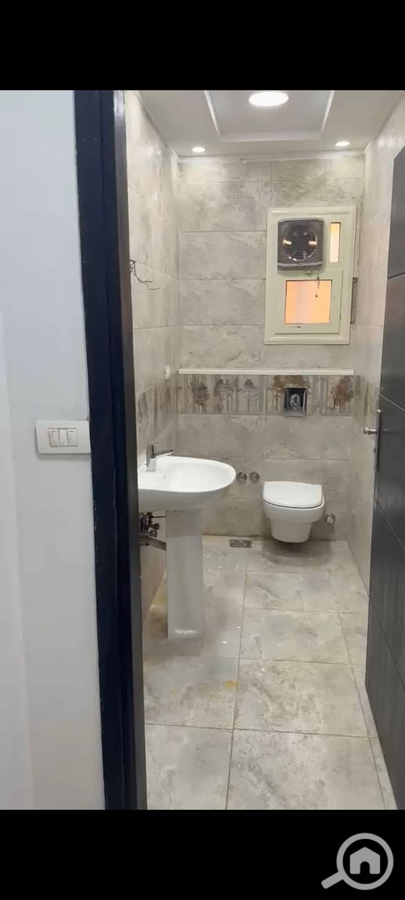 8 1000422071. jpg