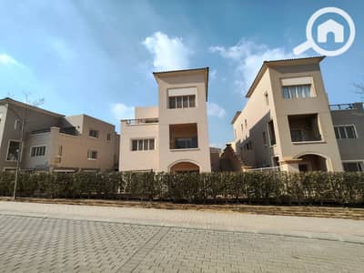 فیلا 4 غرف نوم للبيع في المقطم، القاهرة - 7c23b1e4-7004-43a1-9e53-298f589e2977. jpg