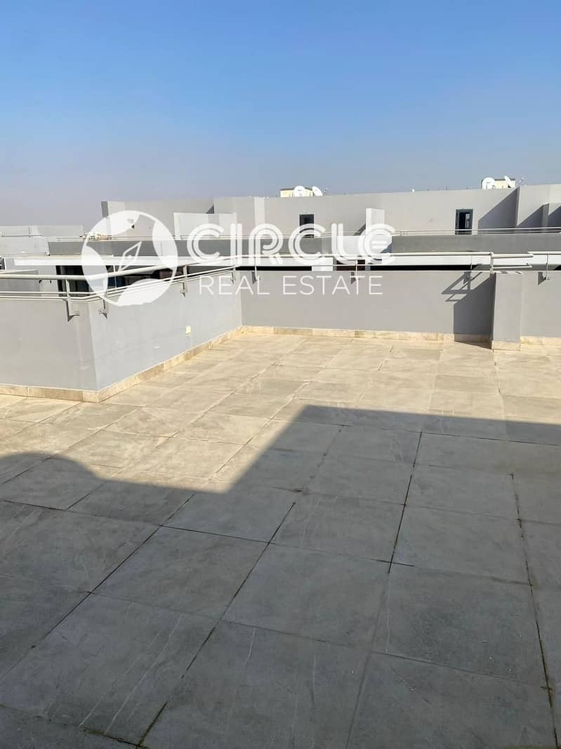 10 WhatsApp Image 2026-01-31 at 18.31. 59. jpeg