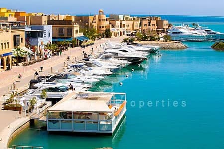 2 Bedroom Chalet for Sale in Gouna, Red Sea - marina-overview. jpg 2 Bedroom Chalet for Sale in Gouna, Red Sea - marina-overview. jpg