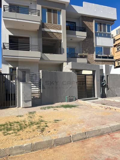 3 Bedroom Apartment for Sale in Sheikh Zayed, Giza - WhatsApp Image 2026-08-30 at 7.32. 51 PM (3). jpeg 3 Bedroom Apartment for Sale in Sheikh Zayed, Giza - WhatsApp Image 2026-08-30 at 7.32. 51 PM (3). jpeg