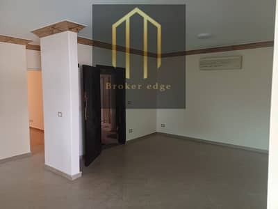 Office for Rent in Heliopolis, Cairo - 7aca1168-474c-4615-93c7-71b4c6e12174. jpg Office for Rent in Heliopolis, Cairo - 7aca1168-474c-4615-93c7-71b4c6e12174. jpg