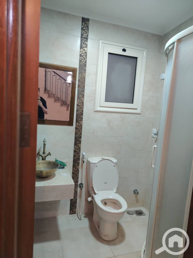 9 206780. jpg