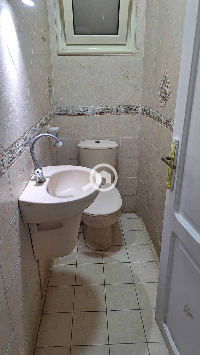 7 230156. jpg
