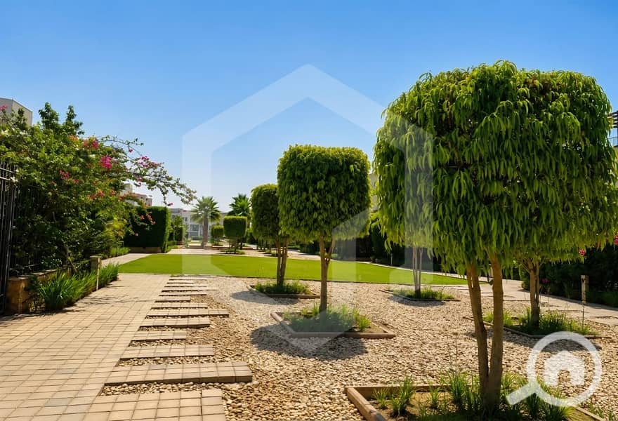 4 Courtyard Sodic 4. jpg
