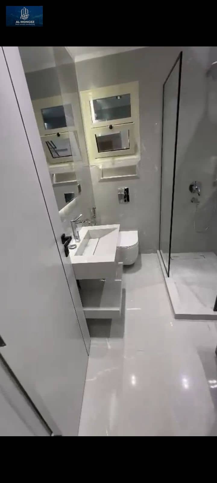 10 1000838858. png
