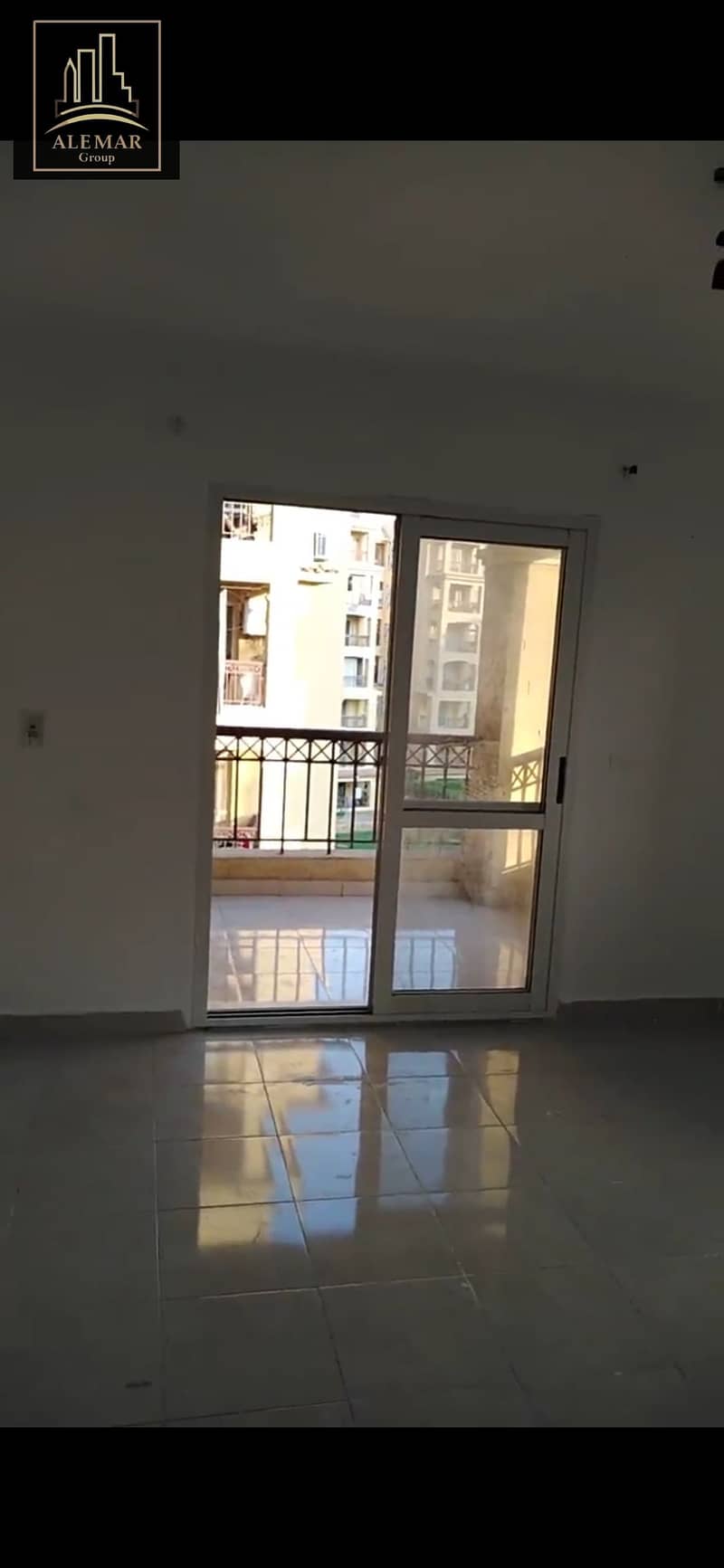 8 1000543053. jpg