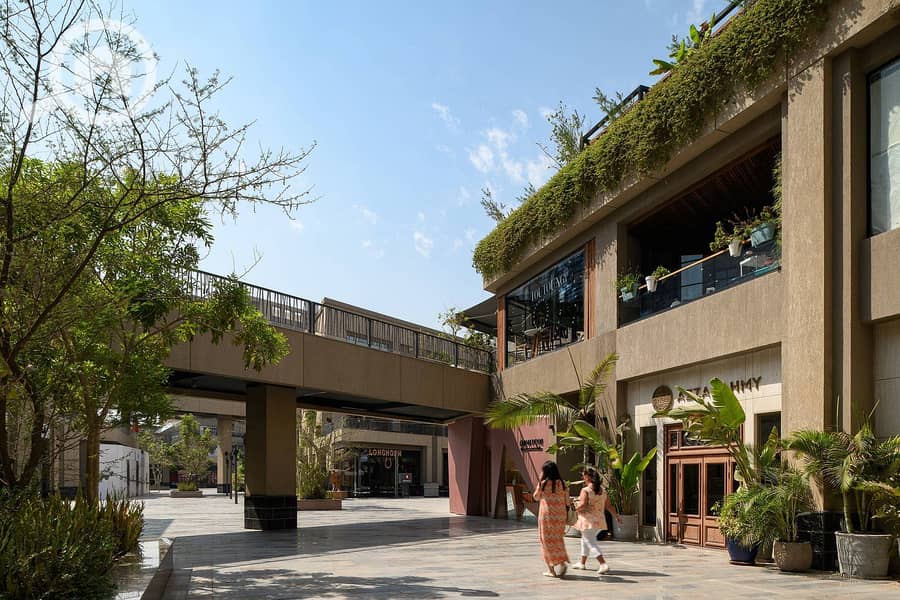 3 tree-lined-walkways-open. jpg